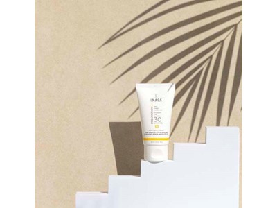 Brighten And Protect Kit.1 Exfoliating